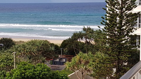 Surfers Chalet - Getaway Accommodation 23