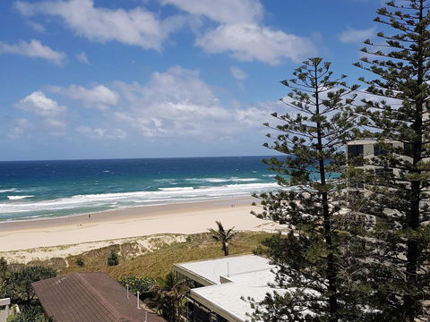 Surfers Chalet - Getaway Accommodation 35