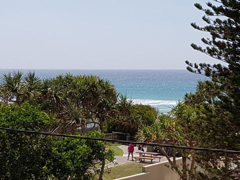 Surfers Chalet - Getaway Accommodation 28