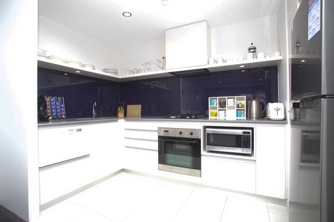 Circle Luxury Holidays - Getaway Accommodation 8