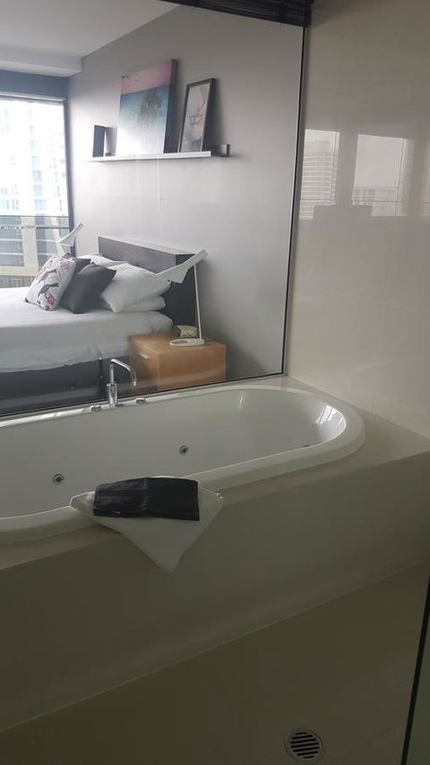Circle Luxury Holidays - Getaway Accommodation 17