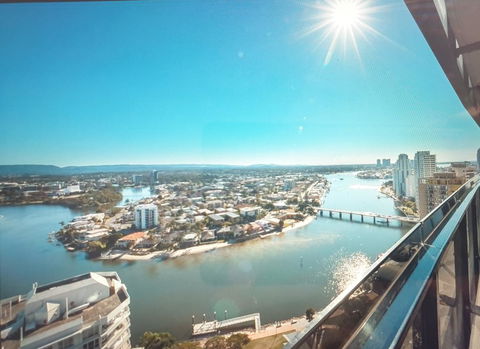 Circle Luxury Holidays - Getaway Accommodation 10