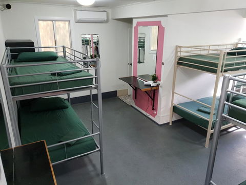 Backpackers In Paradise 18-35 Hostel - Getaway Accommodation 10