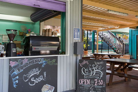 Backpackers In Paradise 18-35 Hostel - Getaway Accommodation 23