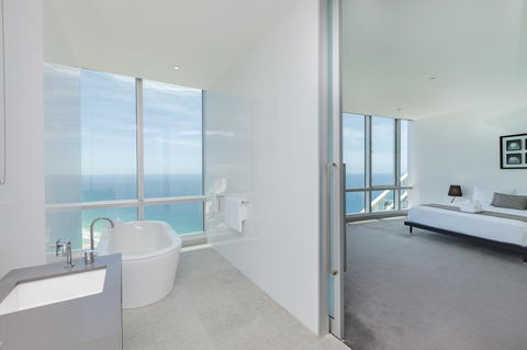 Q1 Resort & Spa - Official - Getaway Accommodation 12