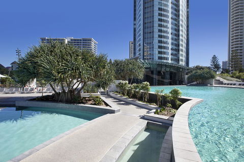 Q1 Resort & Spa - Official - Getaway Accommodation 4