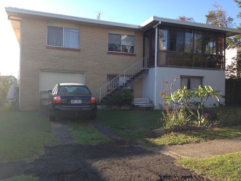 XYL Pets Friendly Seaside Boutique Guesthouse - Getaway Accommodation 35