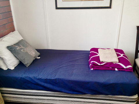 XYL Pets Friendly Seaside Boutique Guesthouse - Getaway Accommodation 43