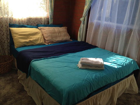 XYL Pets Friendly Seaside Boutique Guesthouse - Getaway Accommodation 23
