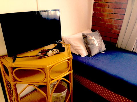 XYL Pets Friendly Seaside Boutique Guesthouse - Getaway Accommodation 42