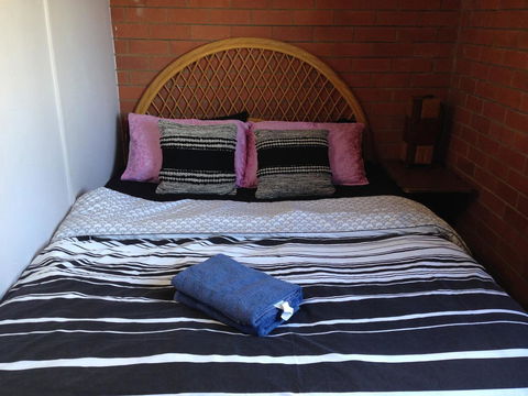 XYL Pets Friendly Seaside Boutique Guesthouse - Getaway Accommodation 22