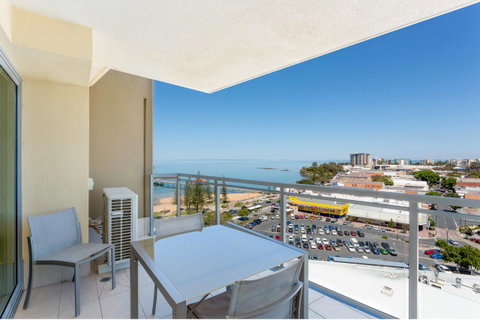 Proximity Waterfront Apartments - Getaway Accommodation 31