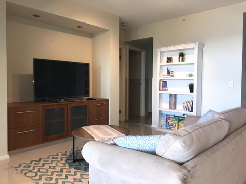 Proximity Waterfront Apartments - Getaway Accommodation 20