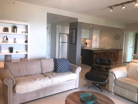 Proximity Waterfront Apartments - Getaway Accommodation 5