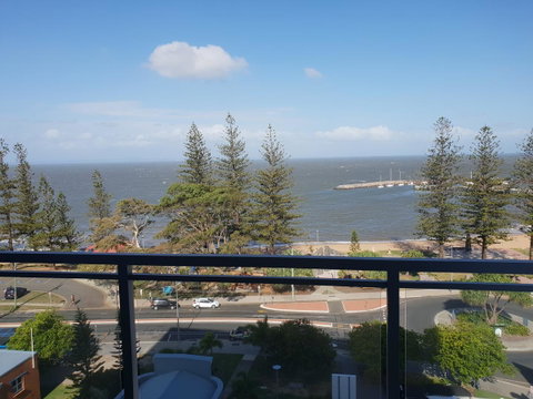 Proximity Waterfront Apartments - Getaway Accommodation 2