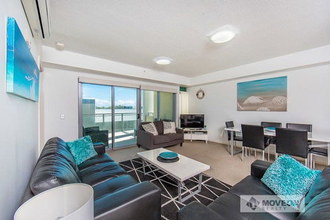 Proximity Waterfront Apartments - Getaway Accommodation 25