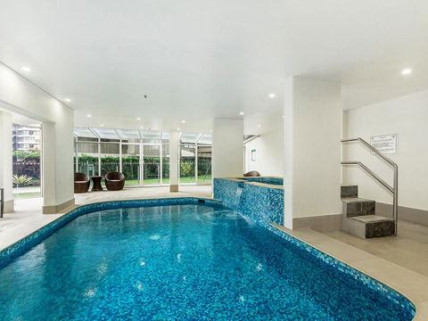 Sunbird Beach Resort Main Beach - Getaway Accommodation 42