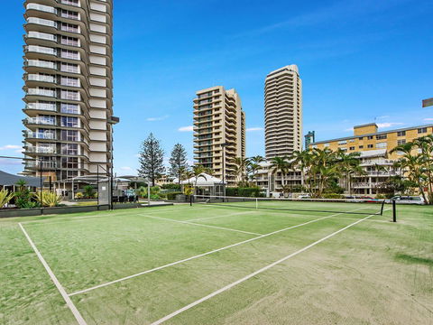 Sunbird Beach Resort Main Beach - Getaway Accommodation 41