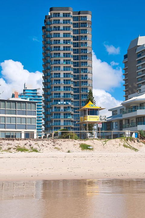 Sunbird Beach Resort Main Beach - Getaway Accommodation 34
