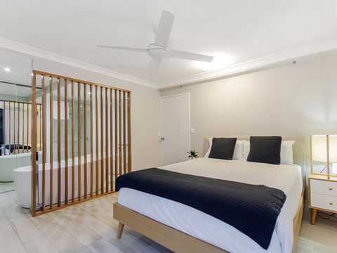 Sunbird Beach Resort Main Beach - Getaway Accommodation 7