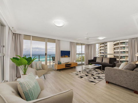 Sunbird Beach Resort Main Beach - Getaway Accommodation 26