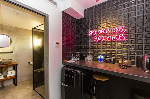 The Pink Hotel Coolangatta - Getaway Accommodation 15