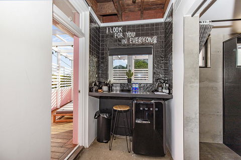 The Pink Hotel Coolangatta - Getaway Accommodation 32