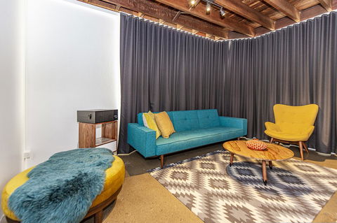 The Pink Hotel Coolangatta - Getaway Accommodation 21
