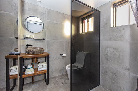 The Pink Hotel Coolangatta - Getaway Accommodation 14
