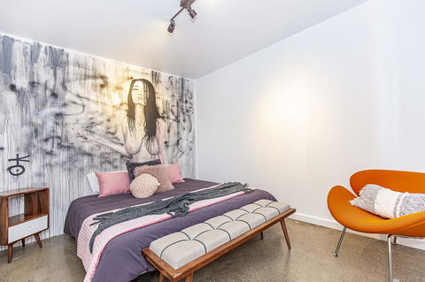 The Pink Hotel Coolangatta - Getaway Accommodation 13