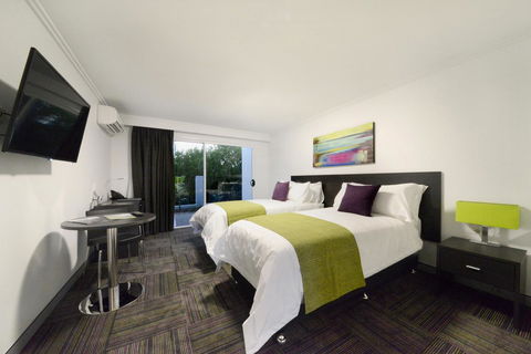 Mackay Oceanside Central Hotel Official - Getaway Accommodation 25