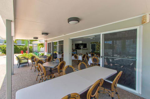 Mackay Oceanside Central Hotel Official - Getaway Accommodation 15