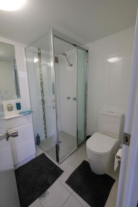 Sanctuary Beach Retreat - Getaway Accommodation 3
