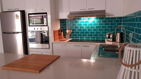 Sanctuary Beach Retreat - Getaway Accommodation 8