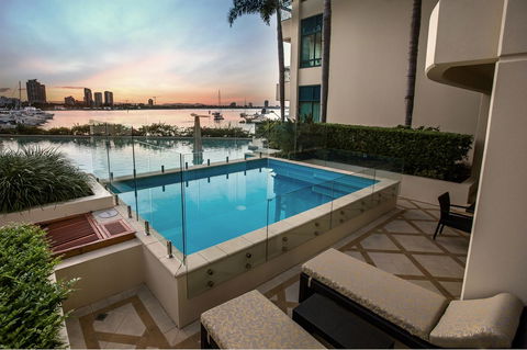 Imperial Hotel Gold Coast - Getaway Accommodation 2