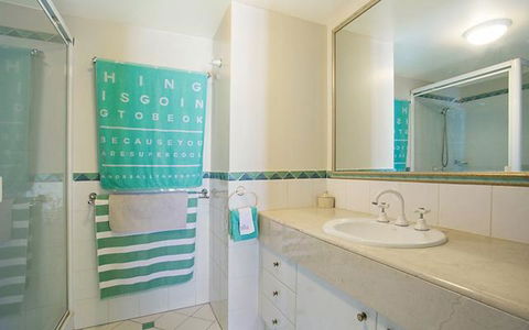 APR Private SUITES MOROC By The Beach - Getaway Accommodation 41