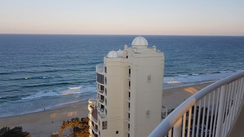 APR Private SUITES MOROC By The Beach - Getaway Accommodation 21