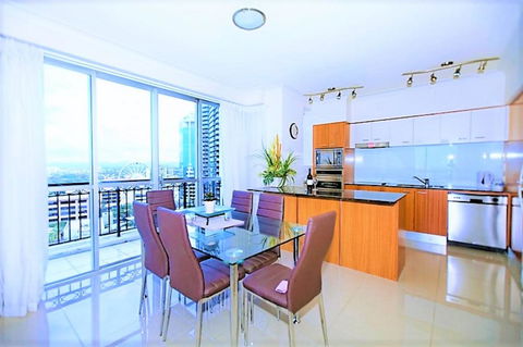 The Towers Of Chevron Renaissance - Holidays Gold Coast - Getaway Accommodation 29