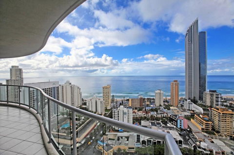The Towers Of Chevron Renaissance - Holidays Gold Coast - Getaway Accommodation 36
