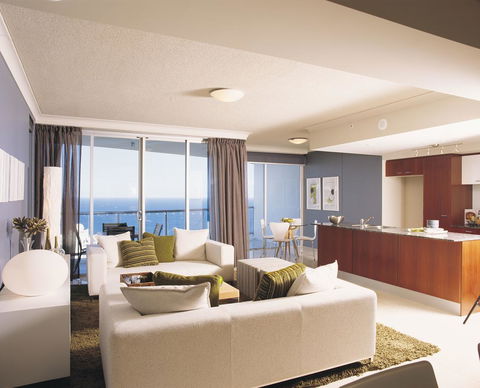 The Towers Of Chevron Renaissance - Holidays Gold Coast - Getaway Accommodation 28