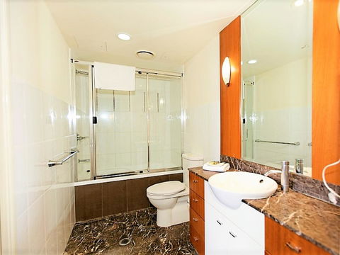 The Towers Of Chevron Renaissance - Holidays Gold Coast - Getaway Accommodation 35