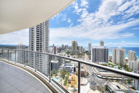 The Towers Of Chevron Renaissance - Holidays Gold Coast - Getaway Accommodation 19