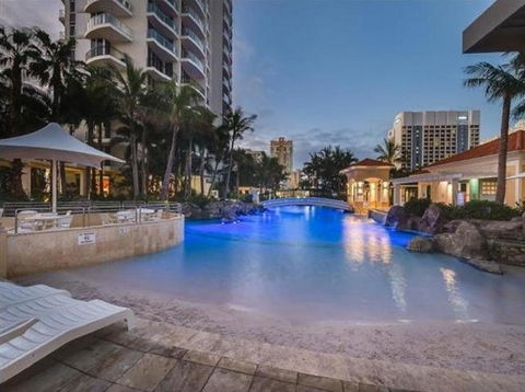 The Towers Of Chevron Renaissance - Holidays Gold Coast - Getaway Accommodation 6