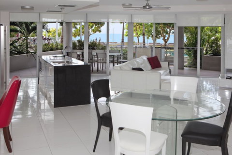 Vision Apartments - Getaway Accommodation 3