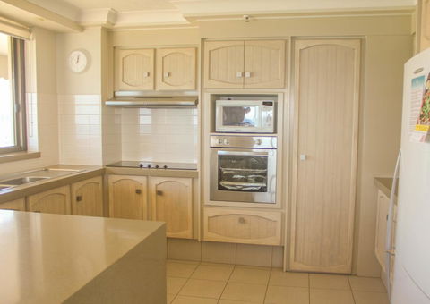 De Ville Apartments - Getaway Accommodation 11