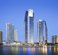 Mantra Circle On Cavill - Getaway Accommodation