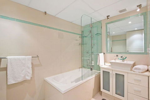 Surfers International Apartments - Getaway Accommodation 38
