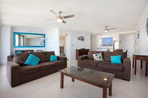 Surfers International Apartments - Getaway Accommodation 11