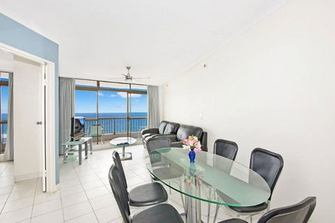 Surfers International Apartments - Getaway Accommodation 16