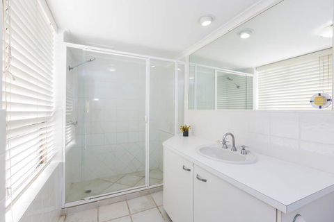 South Pacific Plaza - Official - Getaway Accommodation 30